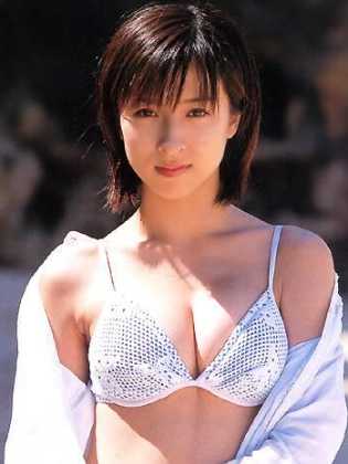 仲根かすみ