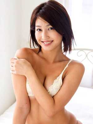 小柳歩
