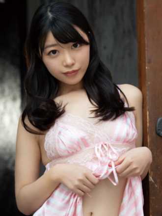 吉沢梨亜